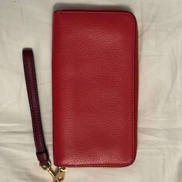 Coach Tote 27 Red Embossed Leather Tote and Wallet - Picture 12 of 14